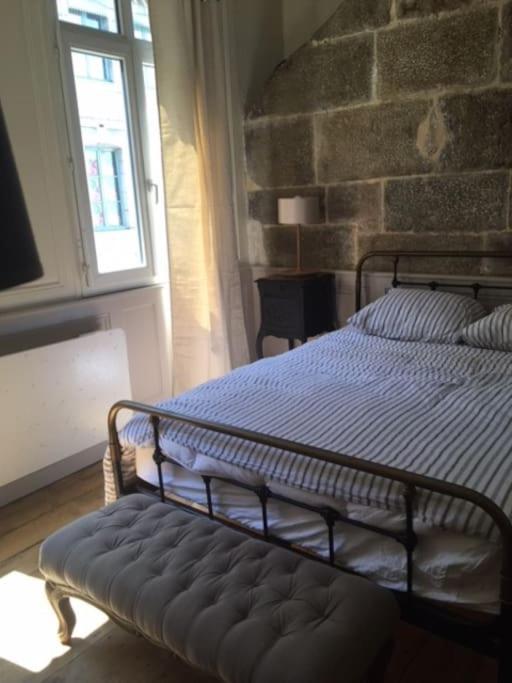 L'Appartement Du Voisin D'Hugo Besançon Eksteriør billede