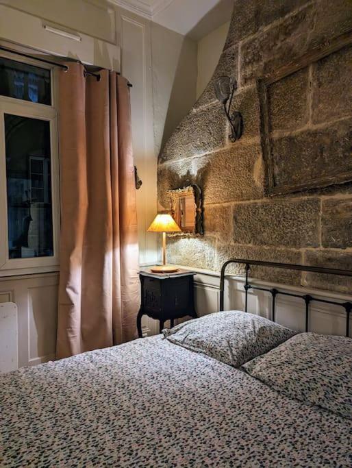 L'Appartement Du Voisin D'Hugo Besançon Eksteriør billede